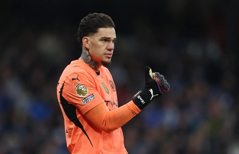 Phong Cách Chơi Độc Đáo Của Ederson