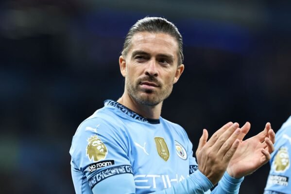 Hành Trình Thăng Trầm Tại Aston Villa (2014-2021)